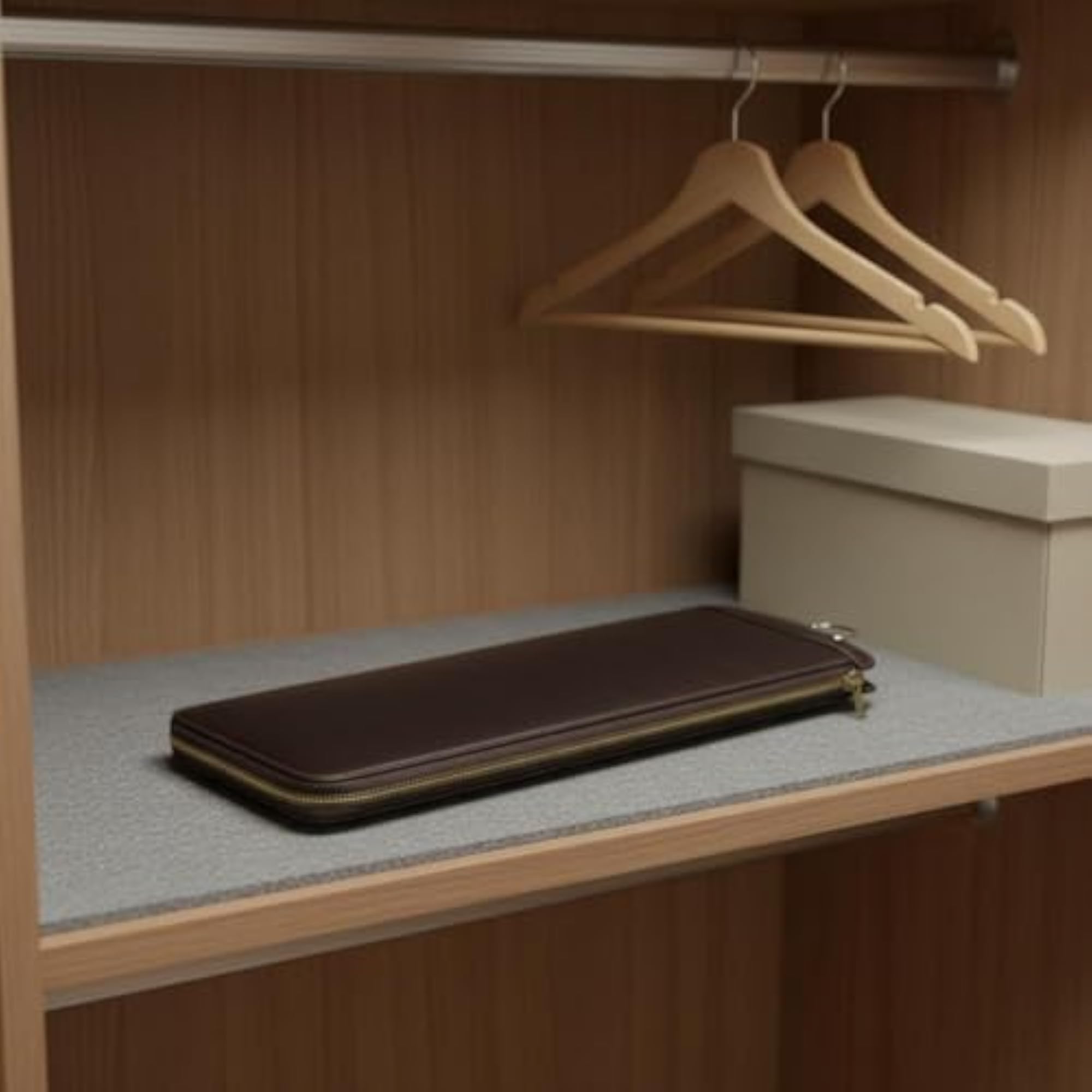 Leather Tie Travel Case Hook Design, Necktie Storage Box